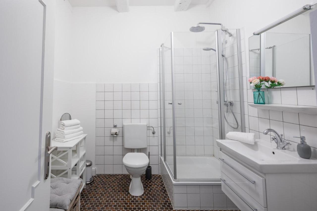Altes Kontorhaus Kajuete Apartman Husum  Kültér fotó