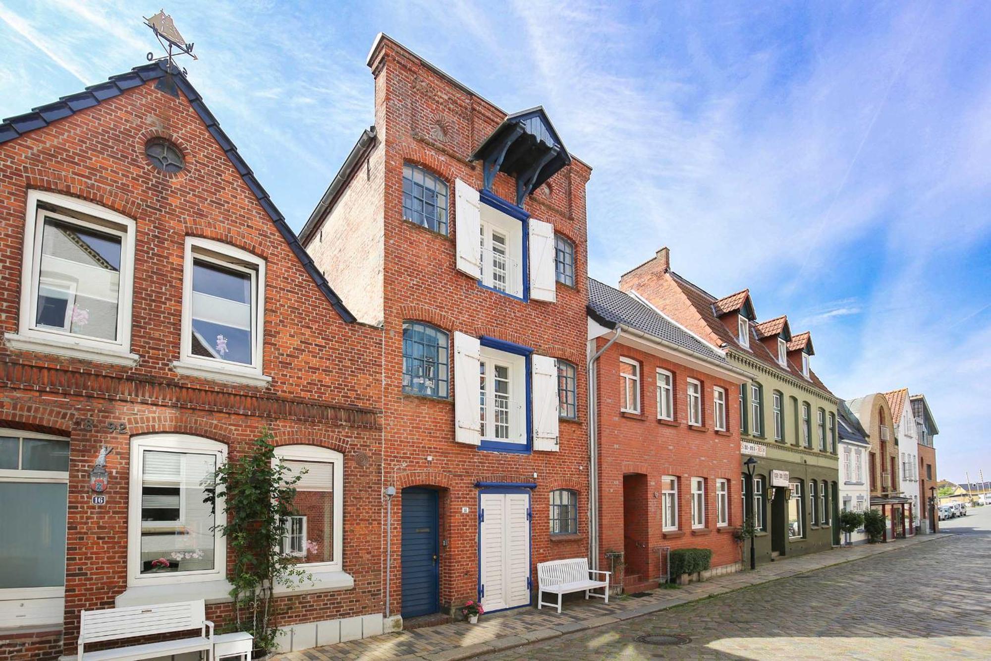 Altes Kontorhaus Kajuete Apartman Husum  Kültér fotó